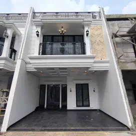 Dijual Rumah Classic Modern Dekat Stasiun Lenteng Agung Jagakarsa Jaka