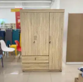 LEMARI PAKAIAN 3 PINTU