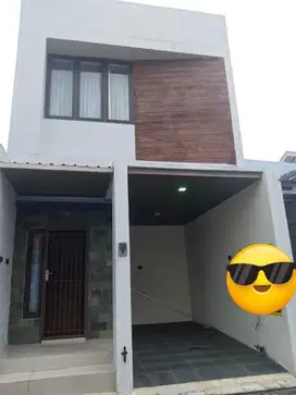 Rumah dua lantai sampangan Semarang
