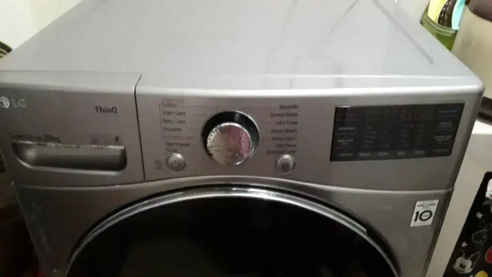 Mesin Cuci LG Front Loading F2724SVRB