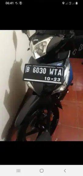 Jual motor Honda Bebek supra x 125 helm in tangan pertama