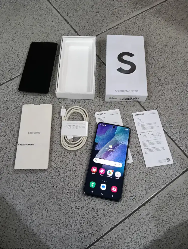 Samsung Galaxy S21 FE 5G 8/256 Seken masih mulus banget