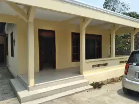 Dijual bangunan plus tanah