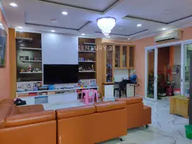 Rumah 2 Lantai One Gate System Dalam Cluster Di JGC Cakung S8363