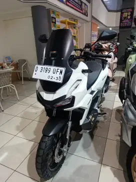 ADV 160 CBS 2024 - SRI SANJAYA MOTOR