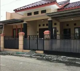 Rumah Dikontrakkan Lokasi Strategis