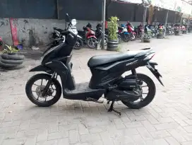 Beat Deluxe iss 2021.Pajak hidup