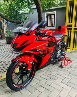 Suzuki gsx 150r