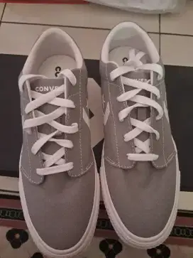 CONVERSE DAY ONE CLASSIC SNEAKERS SIZE 40 US 7
