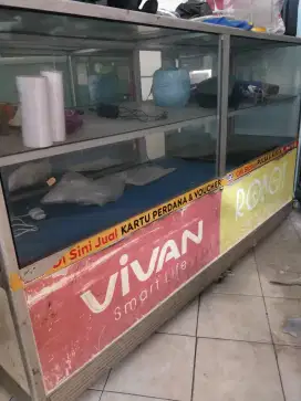 Dijual etalase 2 unit