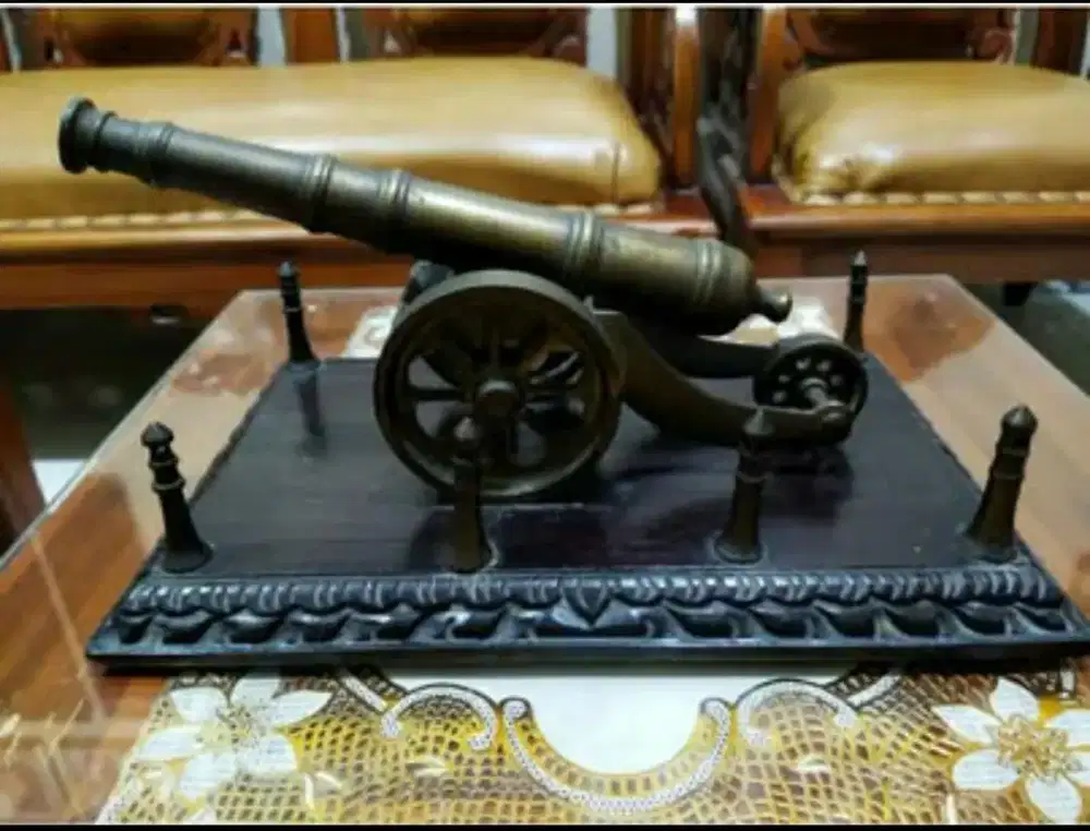 Jual Pajangan Kuningan Antik.