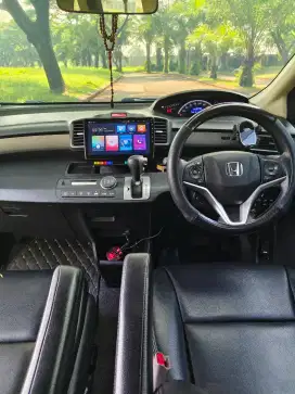 Honda freed PSD facelift 2012