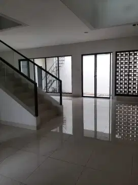 Summarecon bandung Emily type elora standar jual cepat murah nego