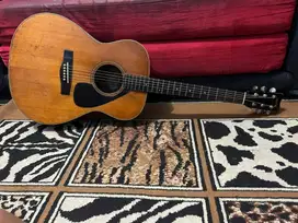 Yamaha akustik sj-180