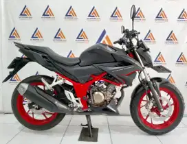 DP PROMO 900RB CB 150R STREETFIRE VERY LOW KM (PAYLATER/KREDIVO/CC 0%)