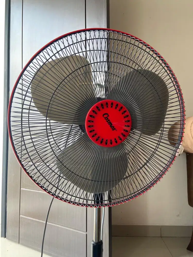 Kipas Angin Cosmos Stand Fan 16SDB