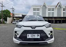 TOYOTA RAIZE 1.0 TURBO GR SPORT TSS TWO TONE 2022 MATIC BISA KREDIT