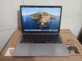 Laptop macbook pro 13-inch 2018, Toucbar RAM 8/256 GB