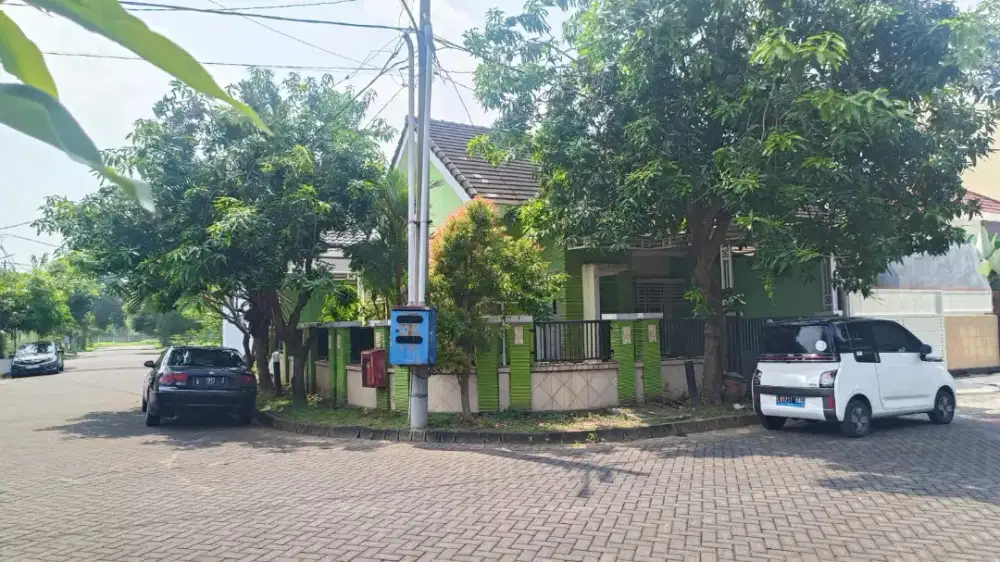 Di kontrakan Perum. Puri Safira Regency