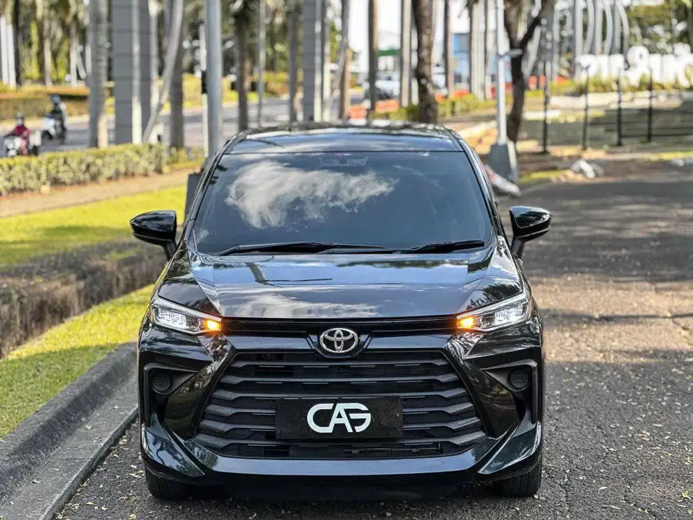 Avanza E CVT AT 2024/Avanza E CVT matic automatic hitam 2024