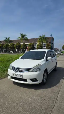 Nissan Grand Livina at 2013 DP 20jt