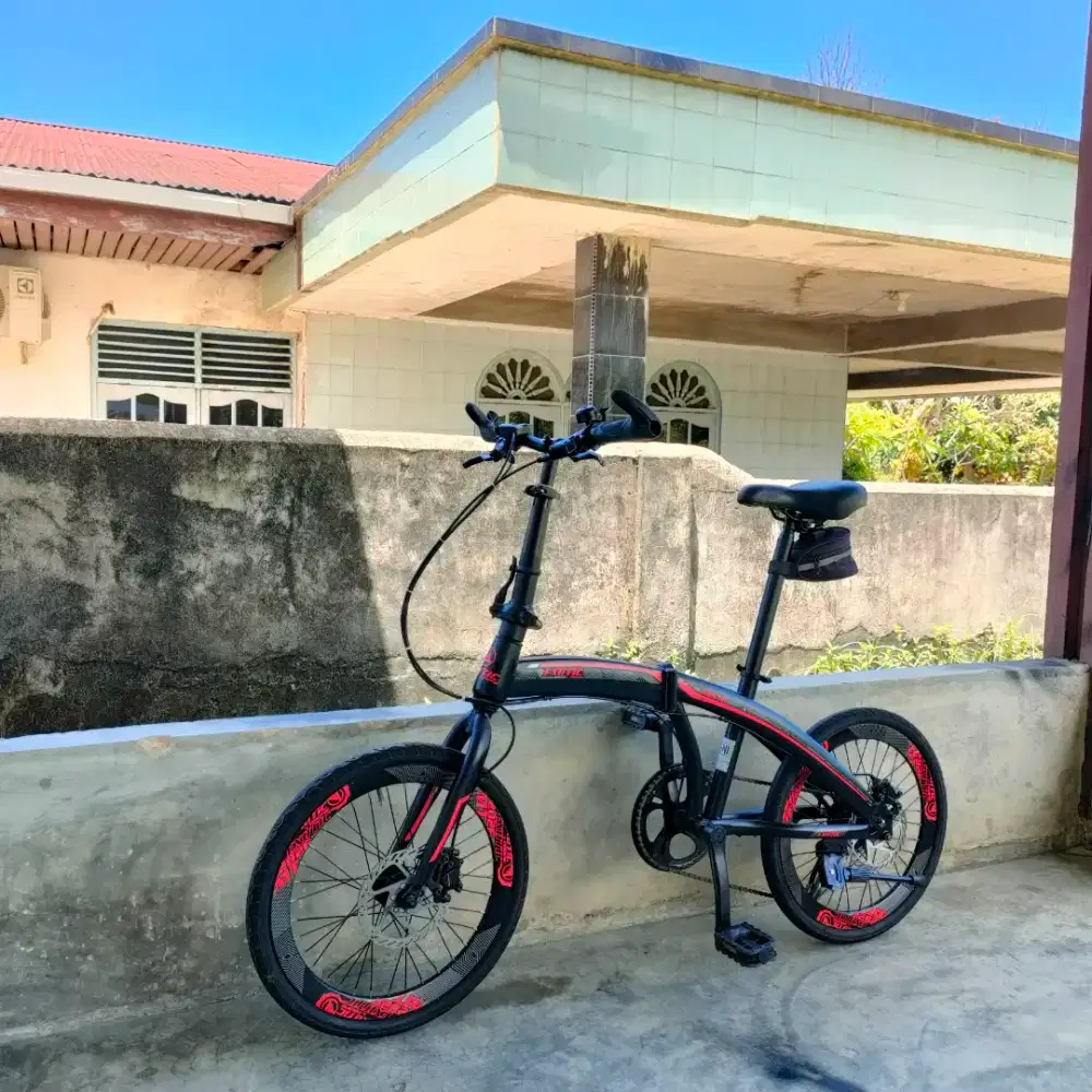 Dijual sepeda lipat Exotic By Pacific Ukuran 20 kondisi Like New