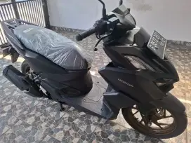Km 7rb keyless ABS, honda vario 160 CBS iss 2022 bln 3 pajak panjang.