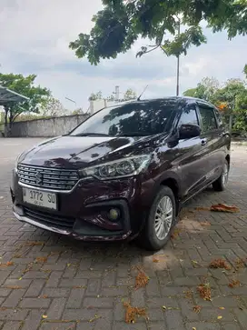 Ertiga istimewa murah atas nama tangan pertama langsungpemilik pribadi