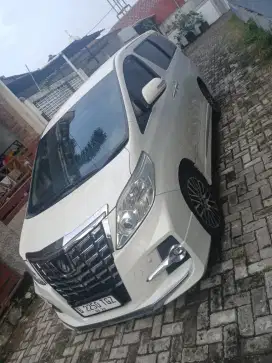 Toyota alfard 2.4 cc