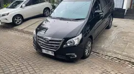 Toyota Kijang Innova 2012 Bensin (istimewah)