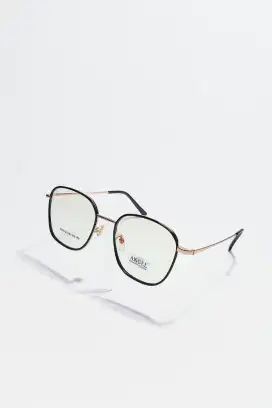 Frame kacamata wanita