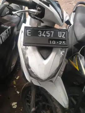 Motor Beat sporty Fi abs putih