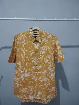 Kemeja Pantai H&M