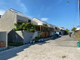 DIjual rumah model industrial di solo raya harga 300juta All In ke SHM