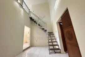 DIJUAL RUMAH BAGUS SIAP HUNI DI CIWASTRA KOTA BANDUNG