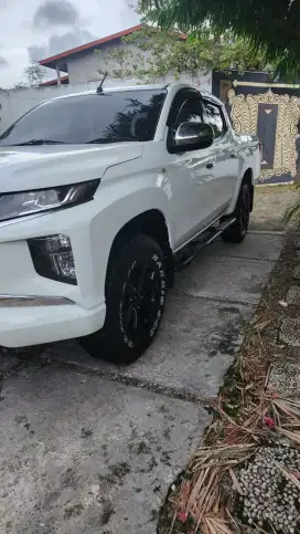 Triton 2021-2022..super trima bl no cantik