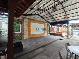 BANGUNAN AULA MURAH DI LOKASI STRATEGIS DEKAT XT SQUARE