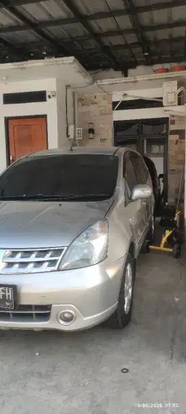 Grandlivina 1.5 XV automatic