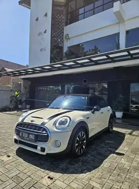 MINI COOPER S 2.0 5 DOOR