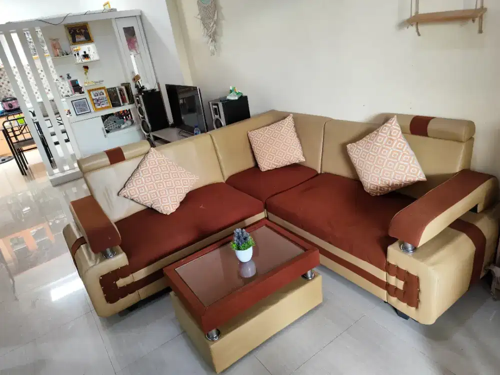Sofa set dan meja
