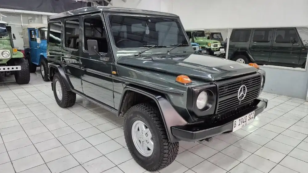 Mercy 280 GE mt th.1989 hijau SIMPANAN