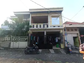RUMAH DI JALAN JAKSA AGUNG SUPRAPTO II-2A, SIDOKUMPUL, GRESIK