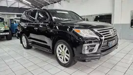 Lexus LX 570 th.2011 hitam