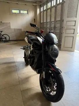 MV Agusta Brutale 1090 RR