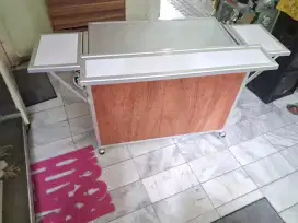 MEJA LIPAT JUALAN