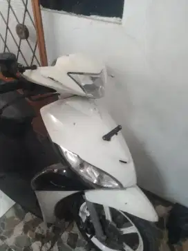 Jualan motor Mio GT tahun 2013 mesin aman Alus minuse nya aki domg