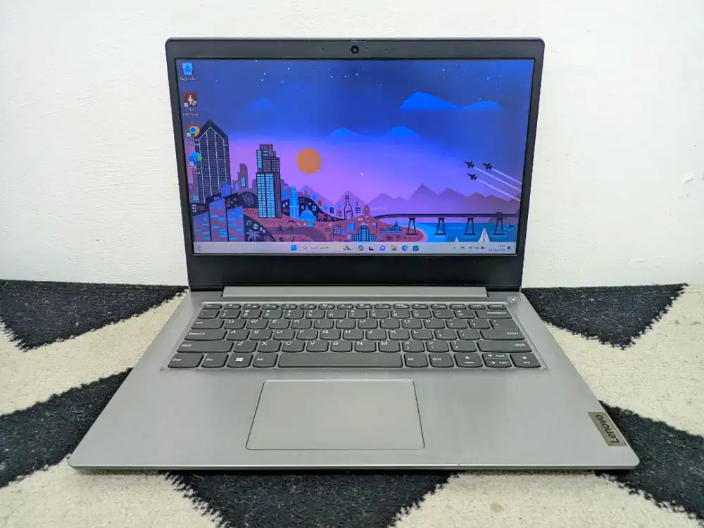 Lenovo Ideapad Slim 3 81WH Ram 4 GB SSD 256GB