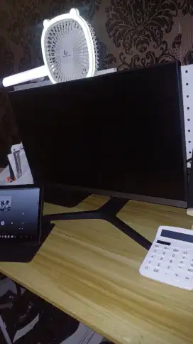 Monitor LCD Samsung 21 inch Masih Mulus & OK