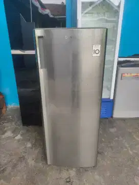 Freezer 6rak LG inverter masih beku