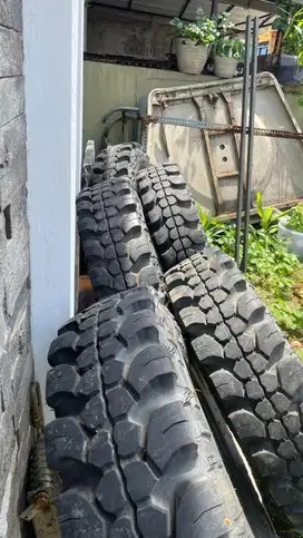 simex 750 R16 5psc guud kondisi